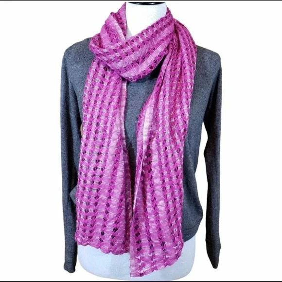 Fushia scarf/wrap - Picture 1 of 5